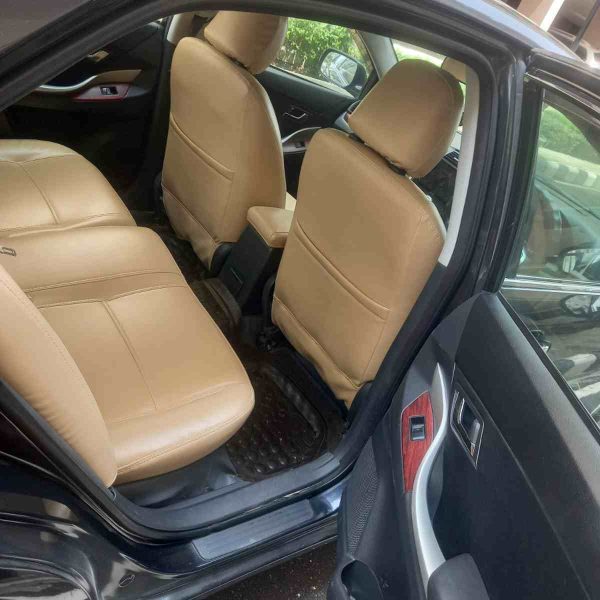 Toyota Premio একটি অসাধারণ গাড়ি যা আপনার দৈনন্দিন প্রয়োজনে এবং পরিবারের জন্য উপযুক্ত