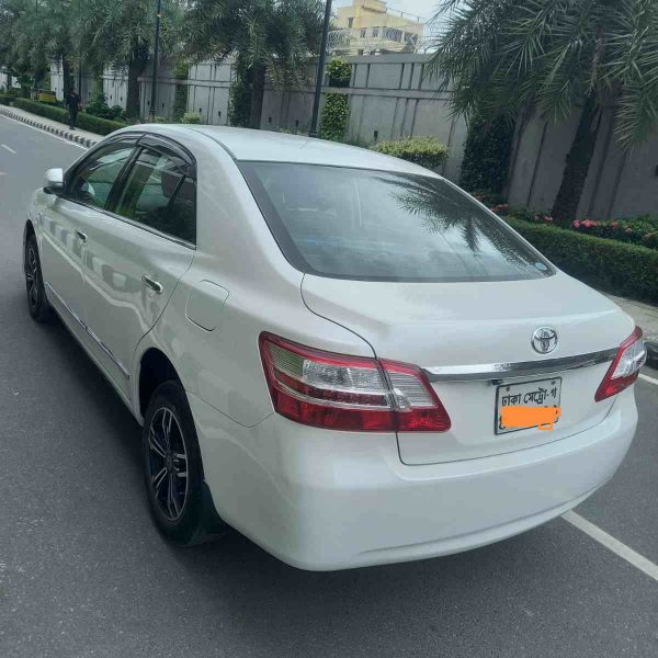 Toyota Premio 2013. একটি অসাধারণ গাড়ি যা আপনার দৈনন্দিন প্রয়োজনে এবং পরিবারের জন্য উপযুক্ত।