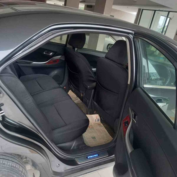 Toyota Premio একটি অসাধারণ গাড়ি যা আপনার দৈনন্দিন প্রয়োজনে এবং পরিবারের জন্য উপযুক্ত
