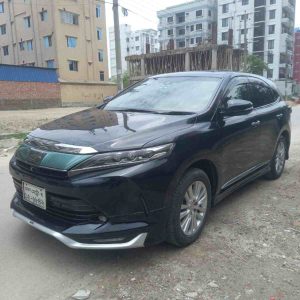 Toyota Harrier– চমৎকার পারিবারিক ও ব্যক্তিগত ব্যবহারের উপযোগী একটি নির্ভরযোগ্য গাড়ি