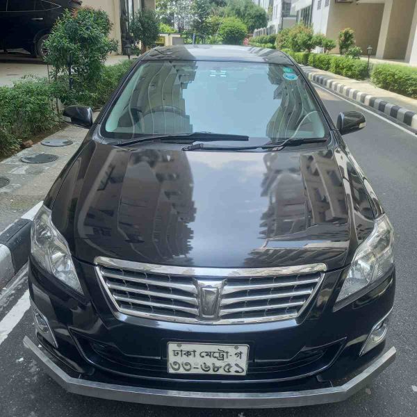 Toyota Premio একটি অসাধারণ গাড়ি যা আপনার দৈনন্দিন প্রয়োজনে এবং পরিবারের জন্য উপযুক্ত