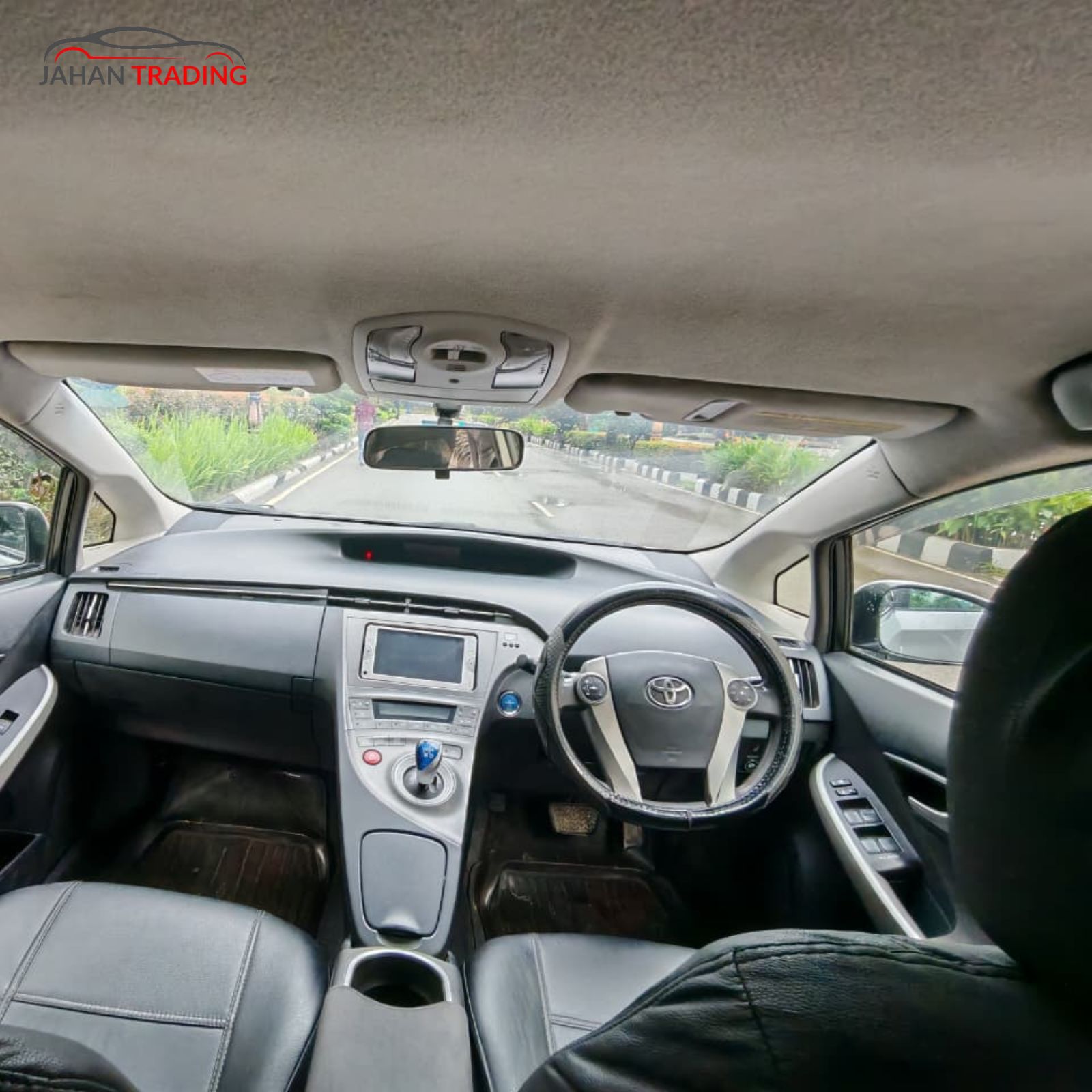 Toyota Prius G – 2014 (Reg: 2019)
